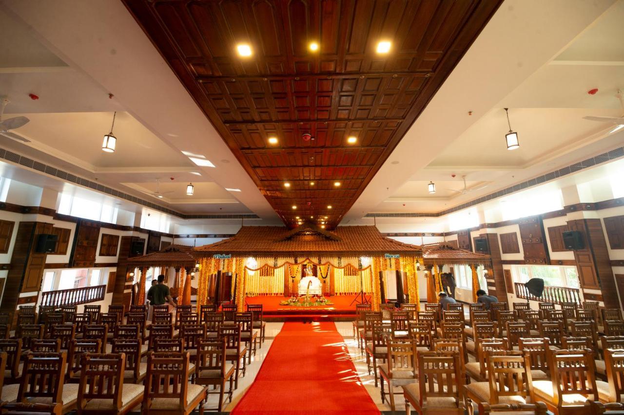 Hotel Guruvayur Darshan Guruvāyūr Exterior foto