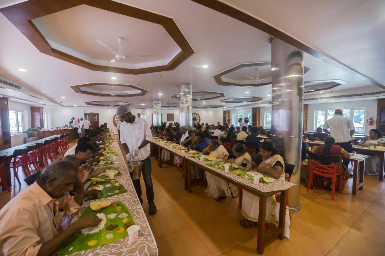 Hotel Guruvayur Darshan Guruvāyūr Exterior foto