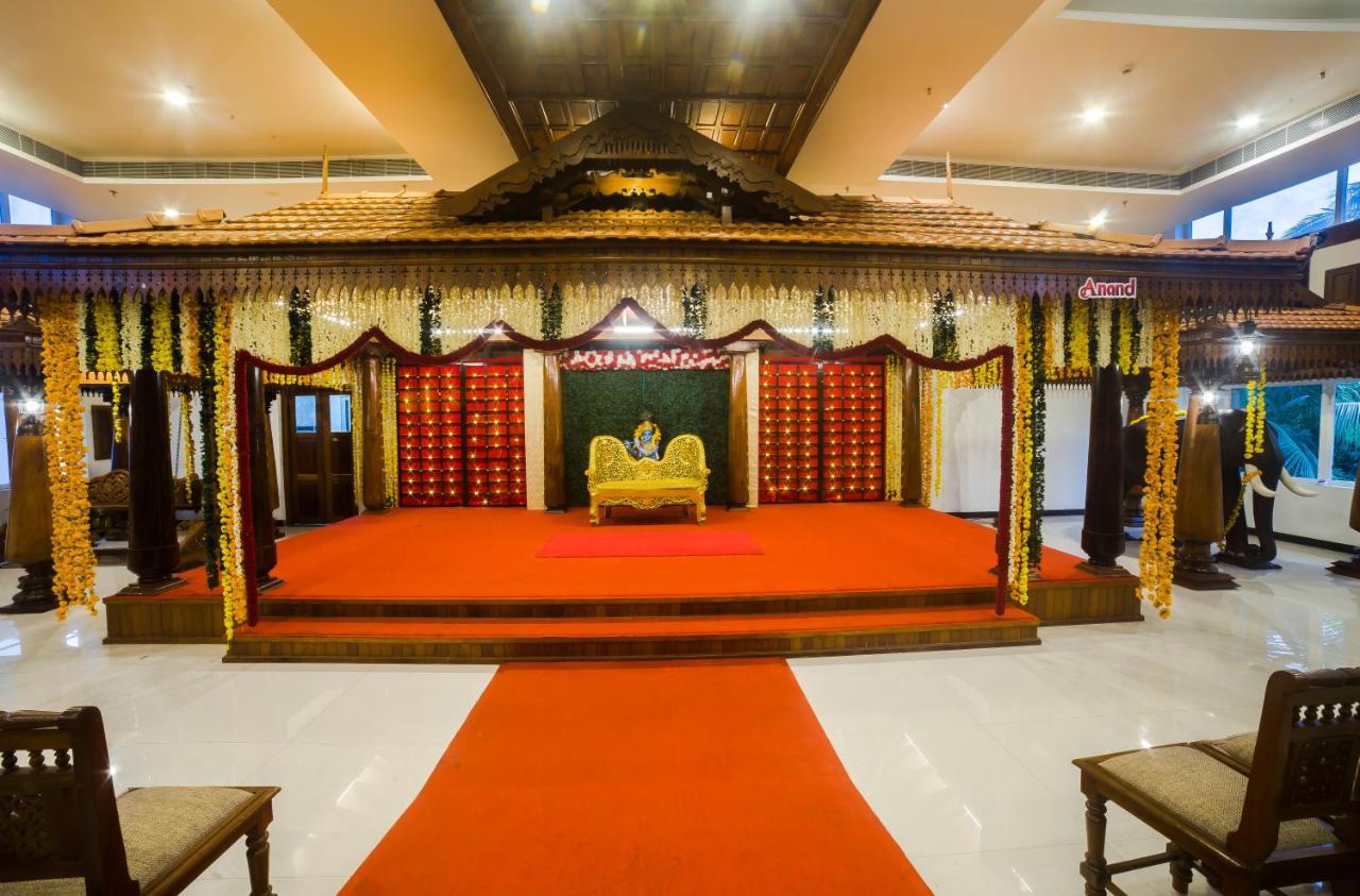 Hotel Guruvayur Darshan Guruvāyūr Exterior foto