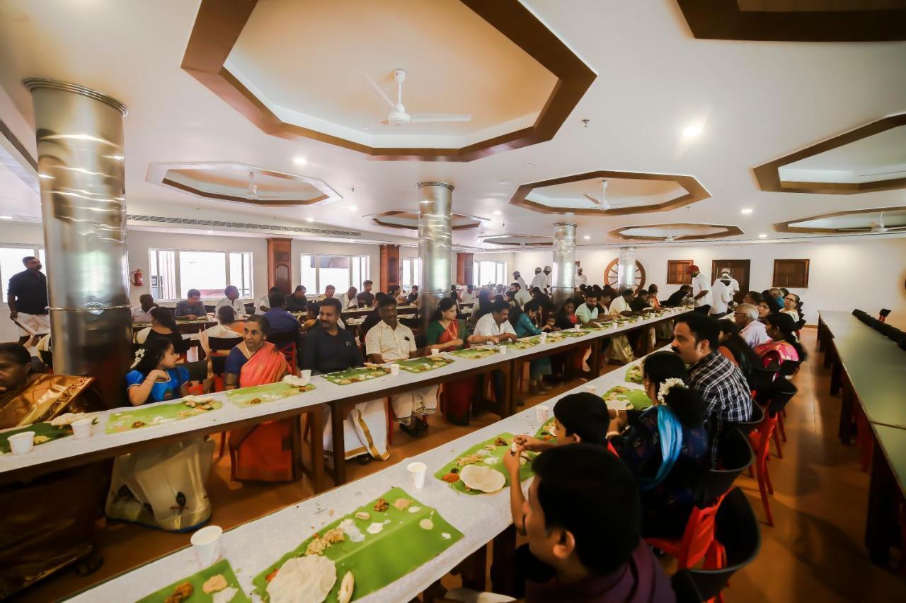 Hotel Guruvayur Darshan Guruvāyūr Exterior foto