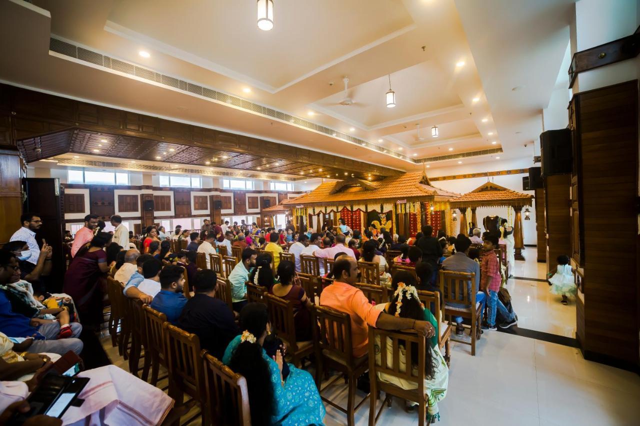 Hotel Guruvayur Darshan Guruvāyūr Exterior foto