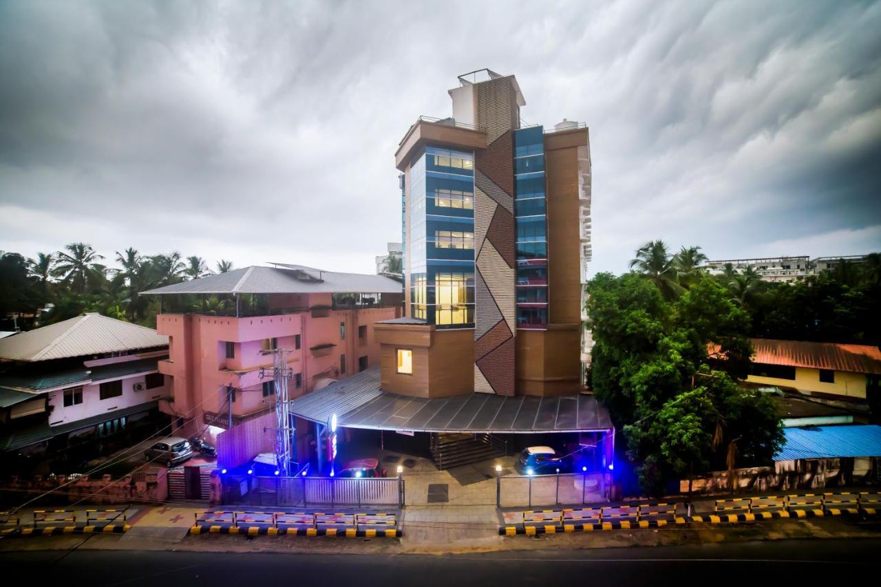 Hotel Guruvayur Darshan Guruvāyūr Exterior foto