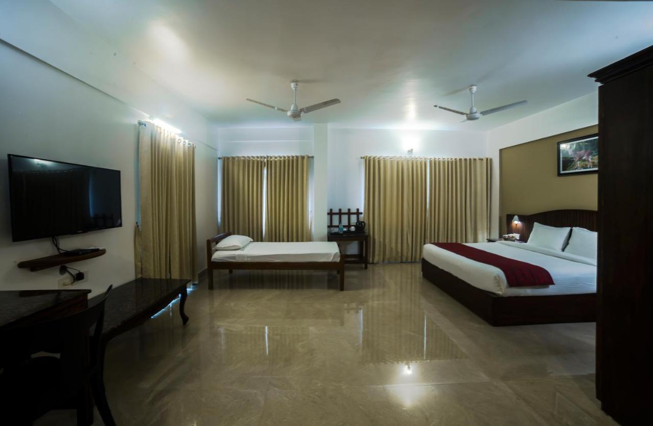 Hotel Guruvayur Darshan Guruvāyūr Exterior foto