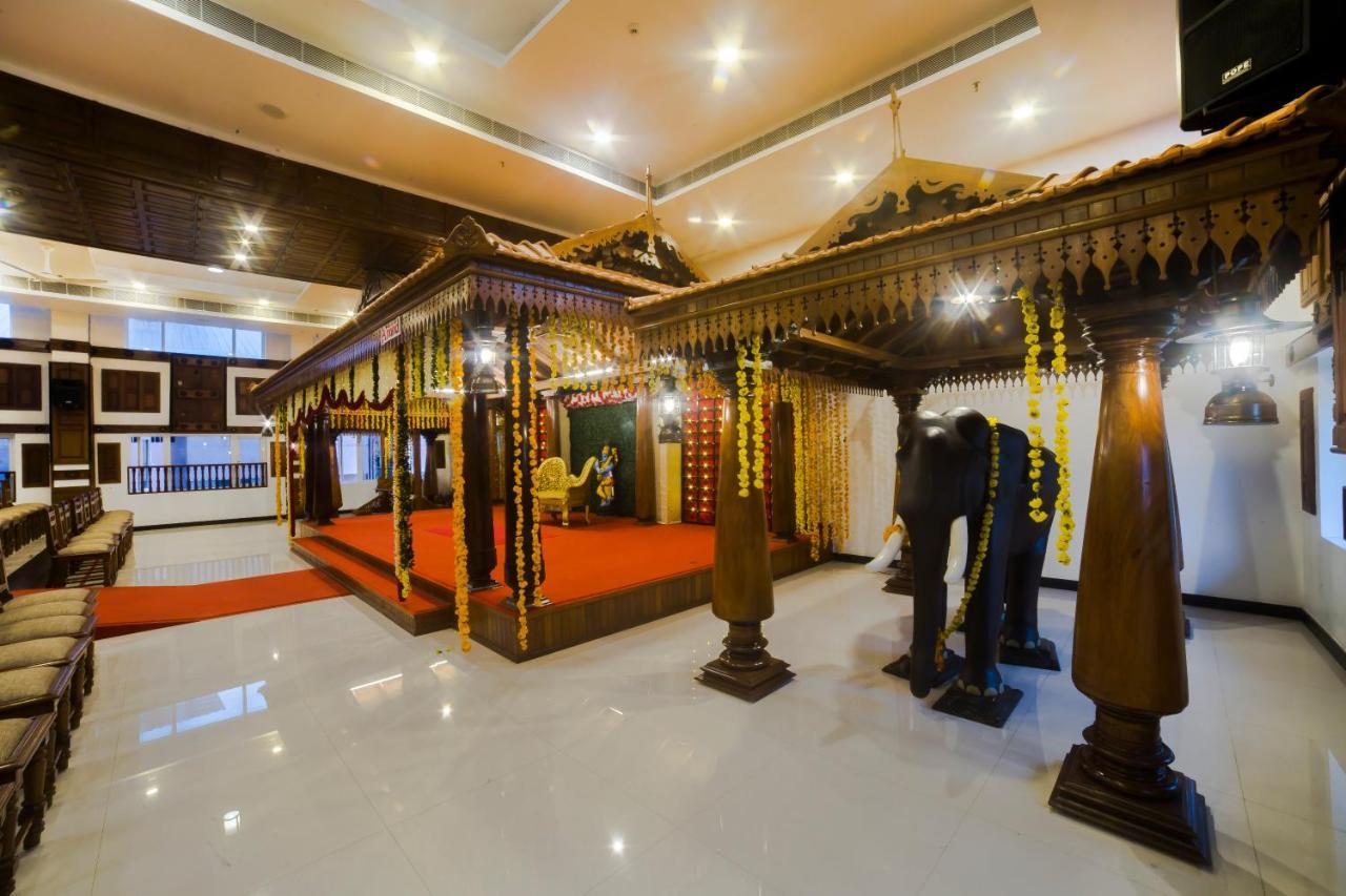 Hotel Guruvayur Darshan Guruvāyūr Exterior foto