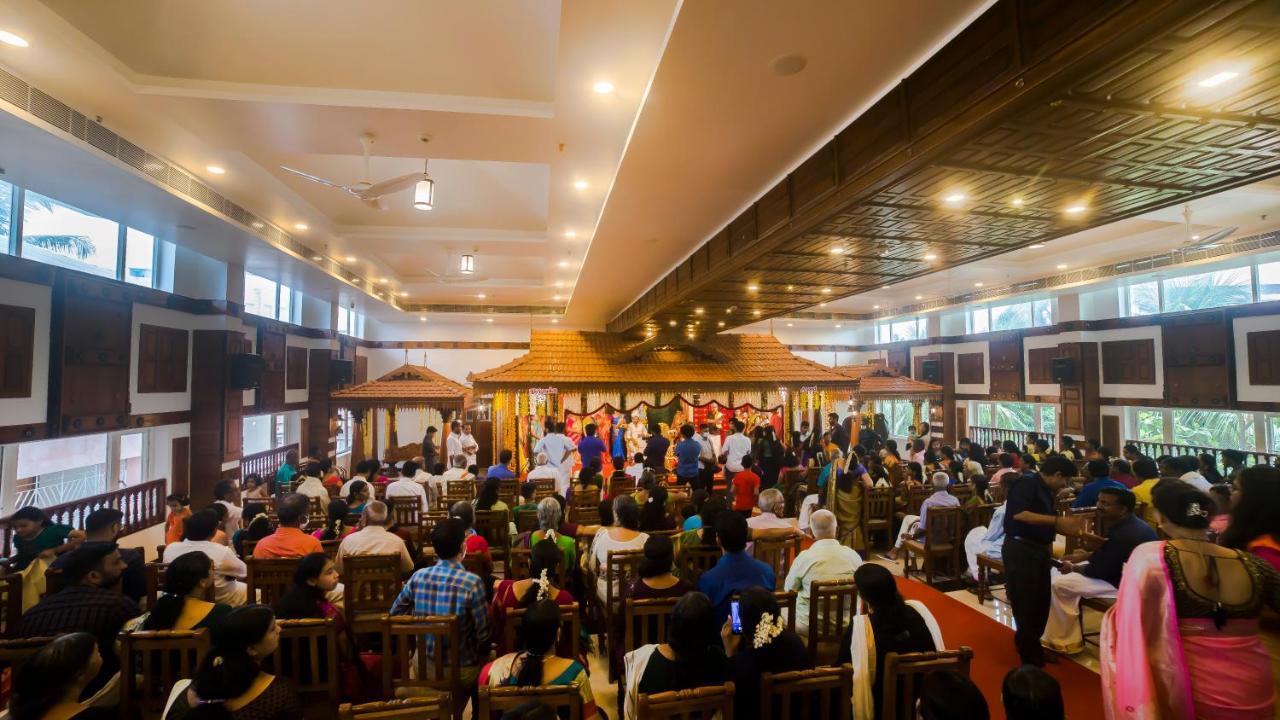 Hotel Guruvayur Darshan Guruvāyūr Exterior foto